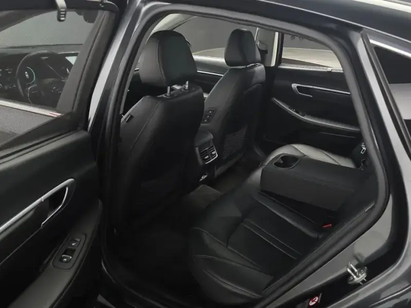 2022 Hyundai Sonata с пробегом 121 374 км