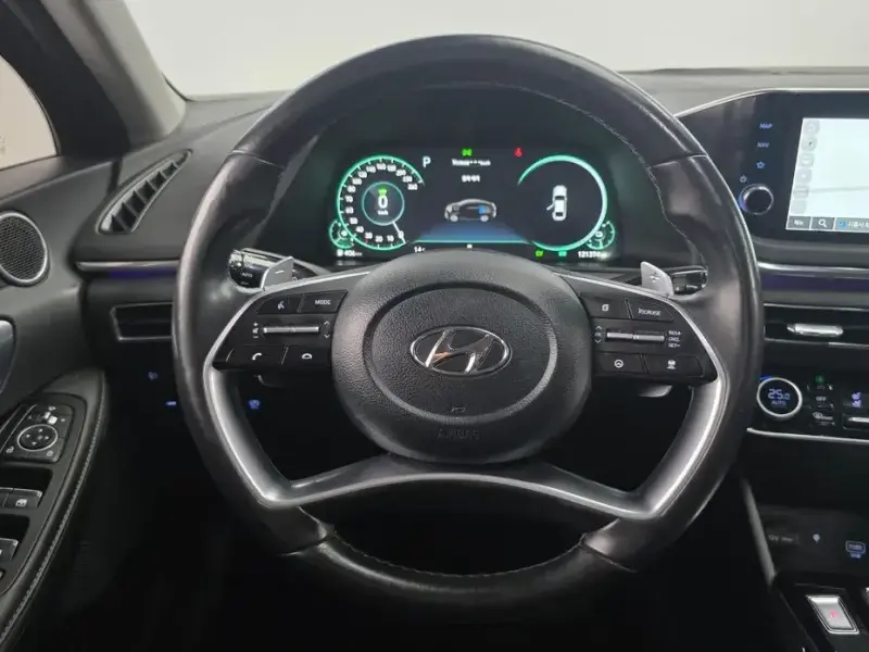 2022 Hyundai Sonata с пробегом 121 374 км