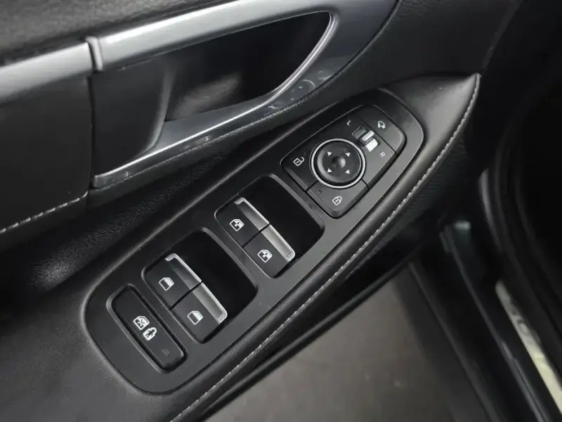 2022 Hyundai Sonata с пробегом 121 374 км