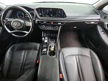 2022 Hyundai Sonata с пробегом 79 881 км