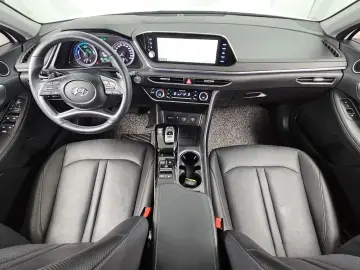 2021 Hyundai Sonata с пробегом 38 490 км