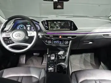 2021 Hyundai Sonata с пробегом 101 960 км