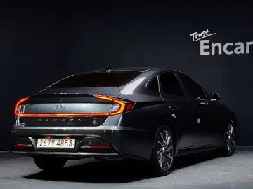 2022 Hyundai Sonata с пробегом 82 240 км
