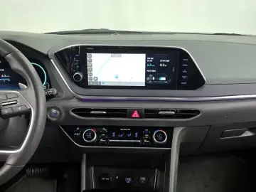 2022 Hyundai Sonata с пробегом 82 240 км