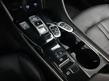2022 Hyundai Sonata с пробегом 56 744 км