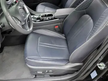 2022 Hyundai Sonata с пробегом 82 240 км