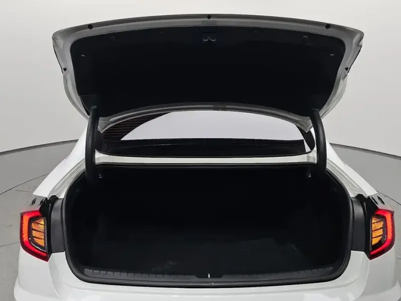 2022 Hyundai Sonata с пробегом 56 744 км
