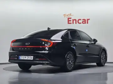 2023 Hyundai Sonata с пробегом 5 878 км