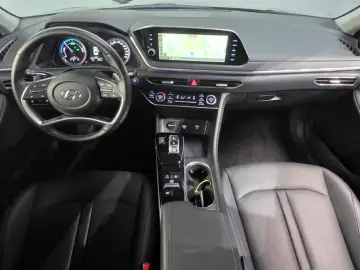 2023 Hyundai Sonata с пробегом 5 878 км