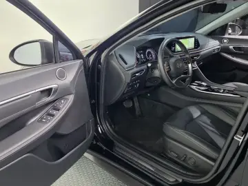 2023 Hyundai Sonata с пробегом 5 878 км