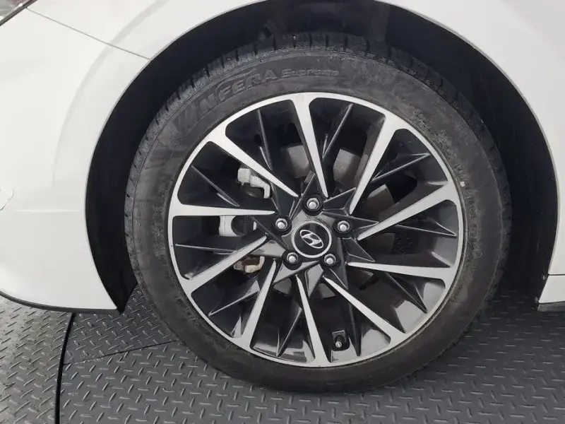 2023 Hyundai Sonata с пробегом 49 098 км
