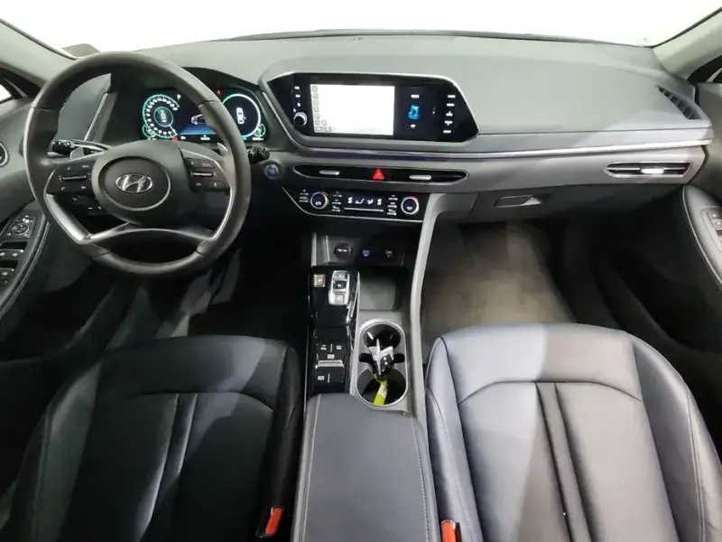 2023 Hyundai Sonata с пробегом 49 098 км