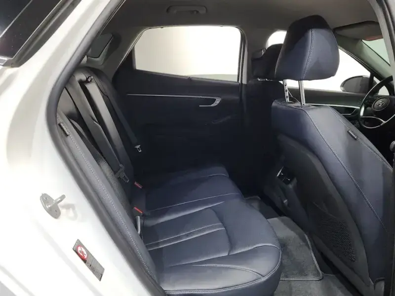 2023 Hyundai Sonata с пробегом 49 098 км