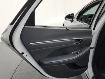 2023 Hyundai Sonata с пробегом 49 098 км