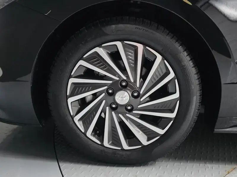 2023 Hyundai Sonata с пробегом 60 554 км