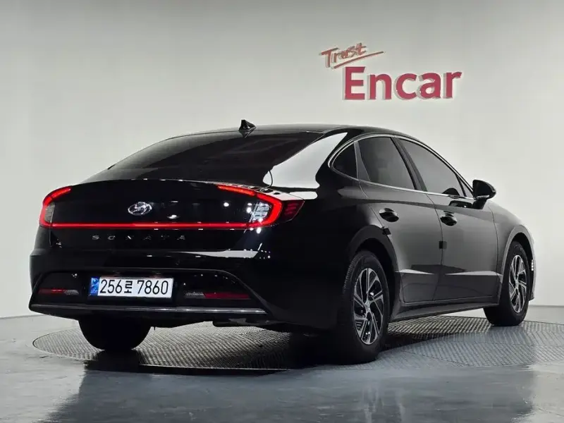 2022 Hyundai Sonata с пробегом 8 368 км