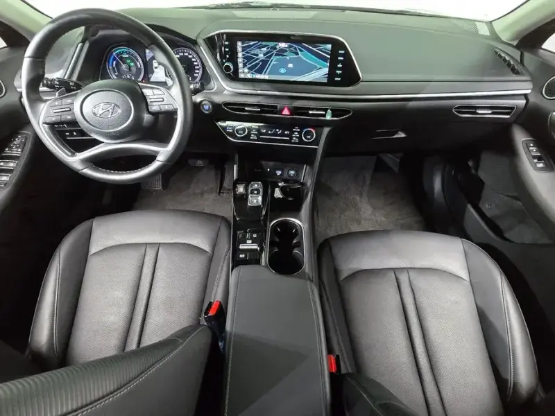 2022 Hyundai Sonata с пробегом 8 368 км