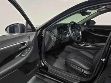 2022 Hyundai Sonata с пробегом 8 368 км