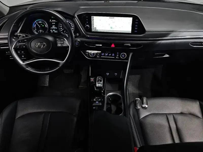 2021 Hyundai Sonata с пробегом 73 392 км