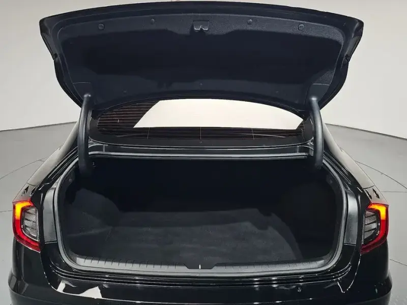 2021 Hyundai Sonata с пробегом 73 392 км