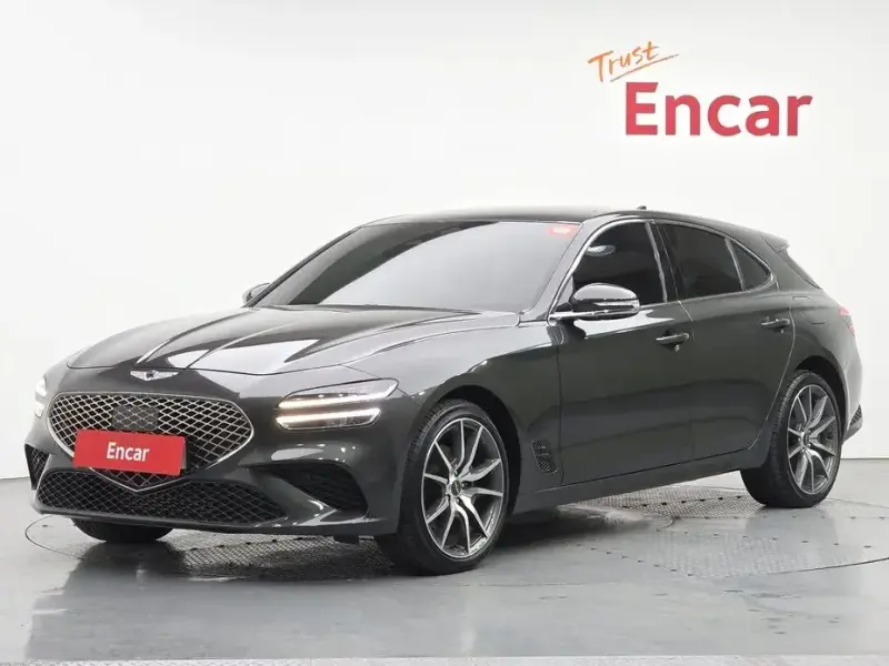 2022 Genesis G70 с пробегом 18 750 км