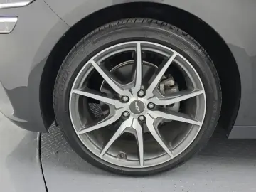 2022 Genesis G70 с пробегом 18 750 км