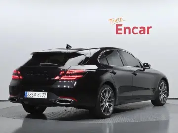2023 Genesis G70 с пробегом 30 382 км