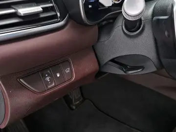 2023 Genesis G70 с пробегом 30 382 км