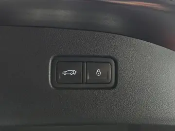 2023 Genesis G70 с пробегом 30 382 км