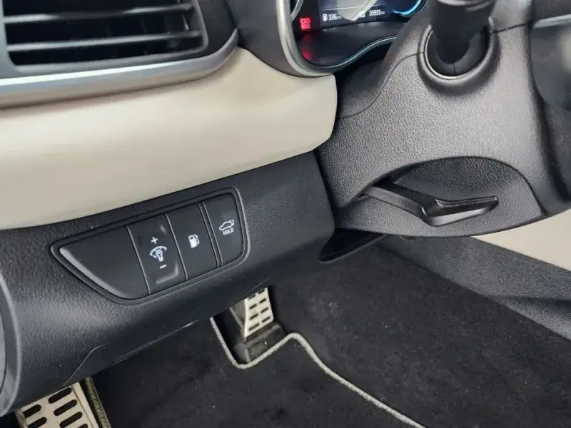 2022 Genesis G70 с пробегом 35 933 км