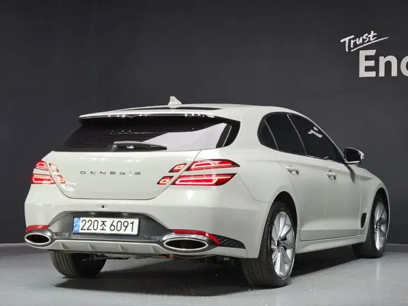 2024 Genesis G70 с пробегом 50 779 км
