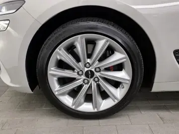 2024 Genesis G70 с пробегом 50 779 км