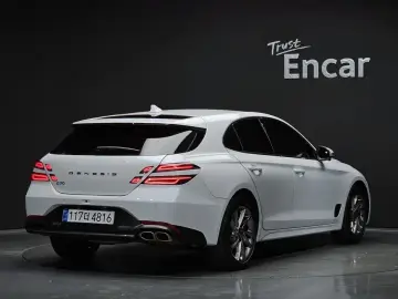 2022 Genesis G70 с пробегом 55 642 км
