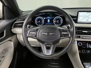 2024 Genesis G70 с пробегом 50 779 км