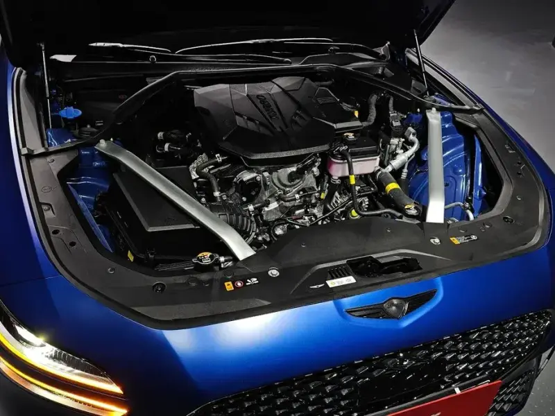 2025 Genesis G70 с пробегом 14 910 км