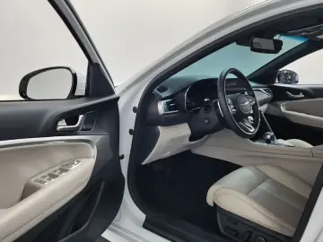 2022 Genesis G70 с пробегом 11 698 км