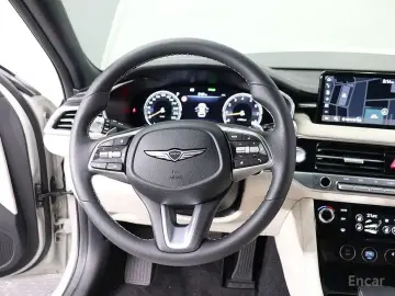 2025 Genesis G70 с пробегом 25 км