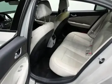 2024 Genesis G70 с пробегом 18 309 км