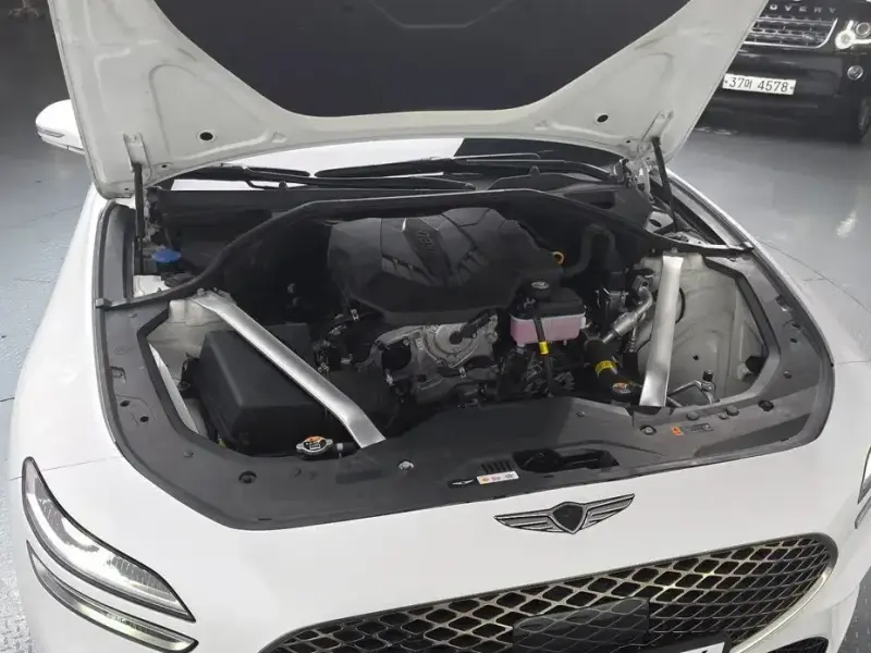 2023 Genesis G70 с пробегом 49 296 км