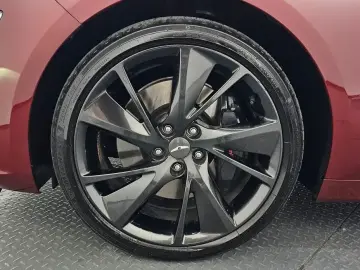 2022 Genesis G70 с пробегом 46 358 км