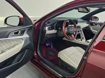 2022 Genesis G70 с пробегом 46 358 км