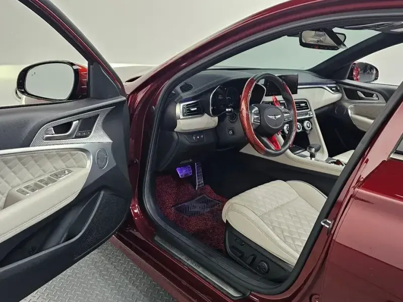 2022 Genesis G70 с пробегом 46 358 км