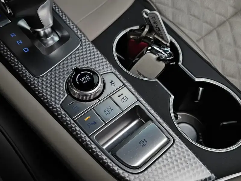2022 Genesis G70 с пробегом 46 358 км