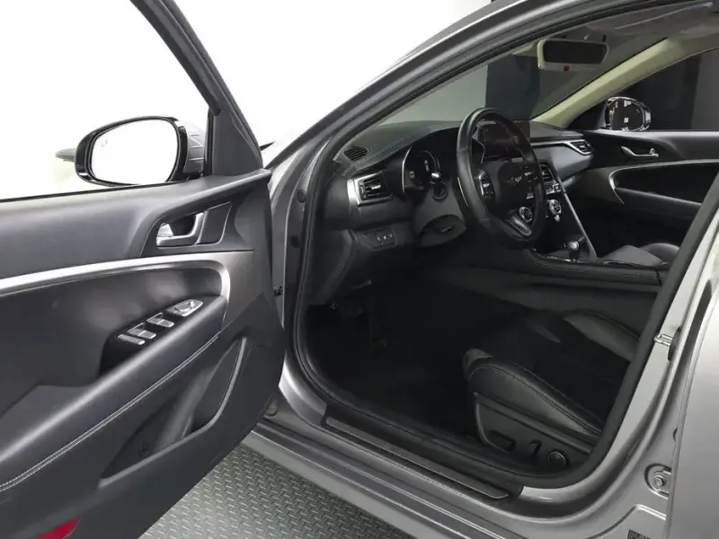 2022 Genesis G70 с пробегом 71 169 км