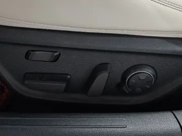 2022 Genesis G70 с пробегом 46 358 км