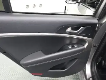 2022 Genesis G70 с пробегом 71 169 км