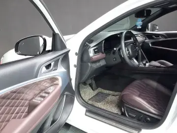 2023 Genesis G70 с пробегом 58 723 км
