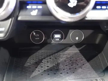 2023 Genesis G70 с пробегом 58 723 км