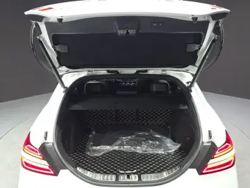 2023 Genesis G70 с пробегом 58 723 км