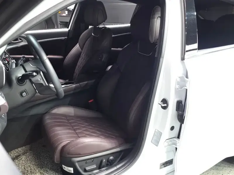 2023 Genesis G70 с пробегом 58 723 км